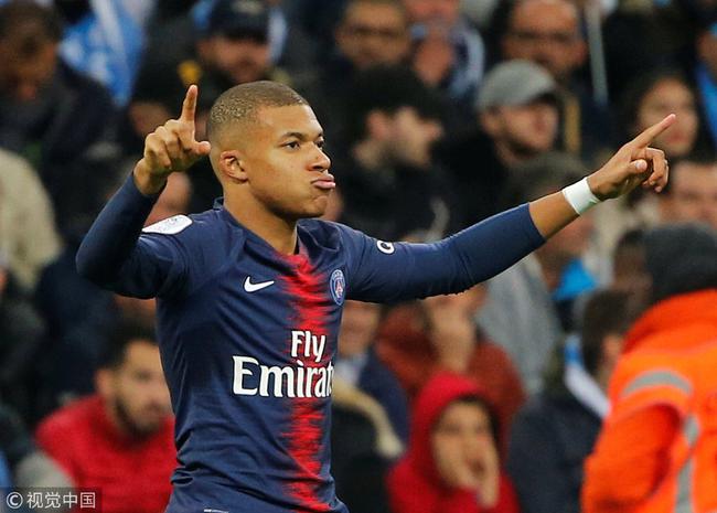 杰伦·约翰逊砍本赛季第二次三双，20年特雷·杨后老鹰首人（杰伦·约翰逊再取本季第二次三双，成老鹰自2020年特雷·杨后首人）