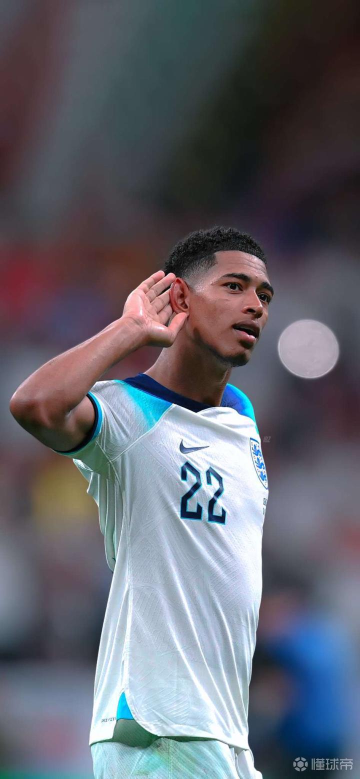 足球世界杯裁判否认偏袒传闻（足球世界杯裁判驳斥偏袒质疑）