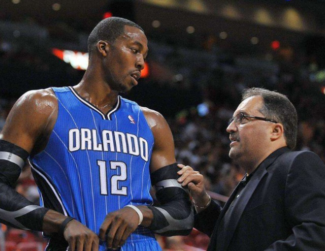 Shams：浓眉遭遇腹股沟轻微拉伤 可能将缺席几场比赛（Shams：安东尼-戴维斯腹股沟轻微拉伤，或缺席数场比赛）