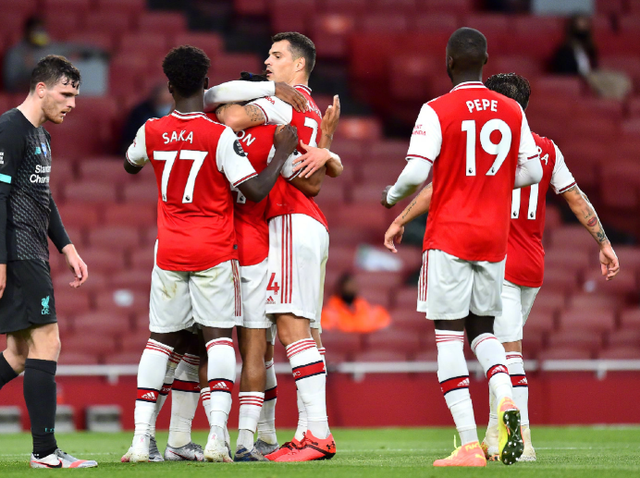 欧冠：巴黎2-1战胜曼联（欧冠战报：巴黎2比1力克曼联）