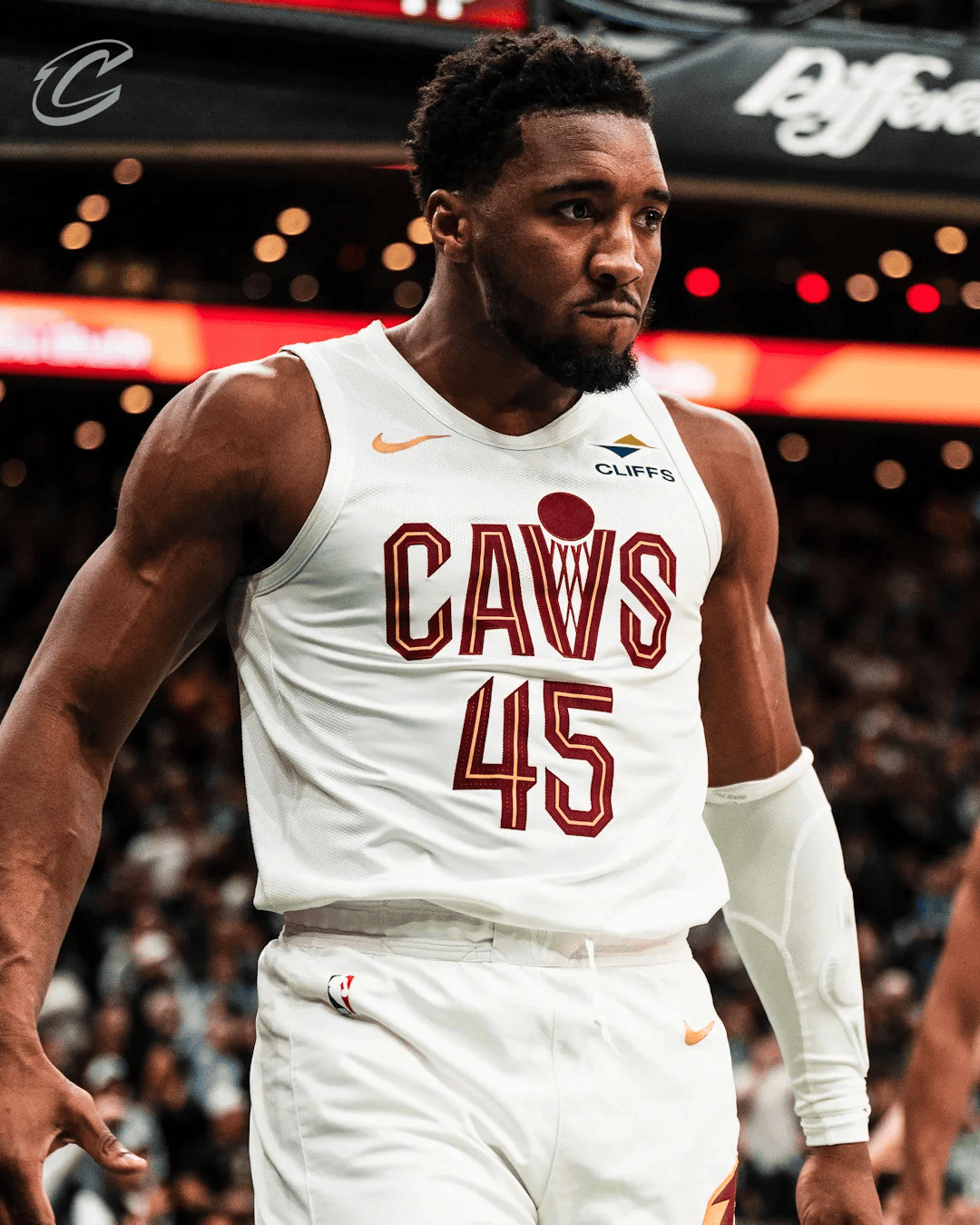 足球是空间博弈（足球，一场空间的较量）