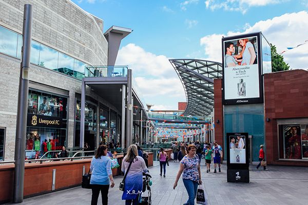 中超赛场争议判罚：VAR引发讨论,（中超判罚惹争议：VAR成焦点）