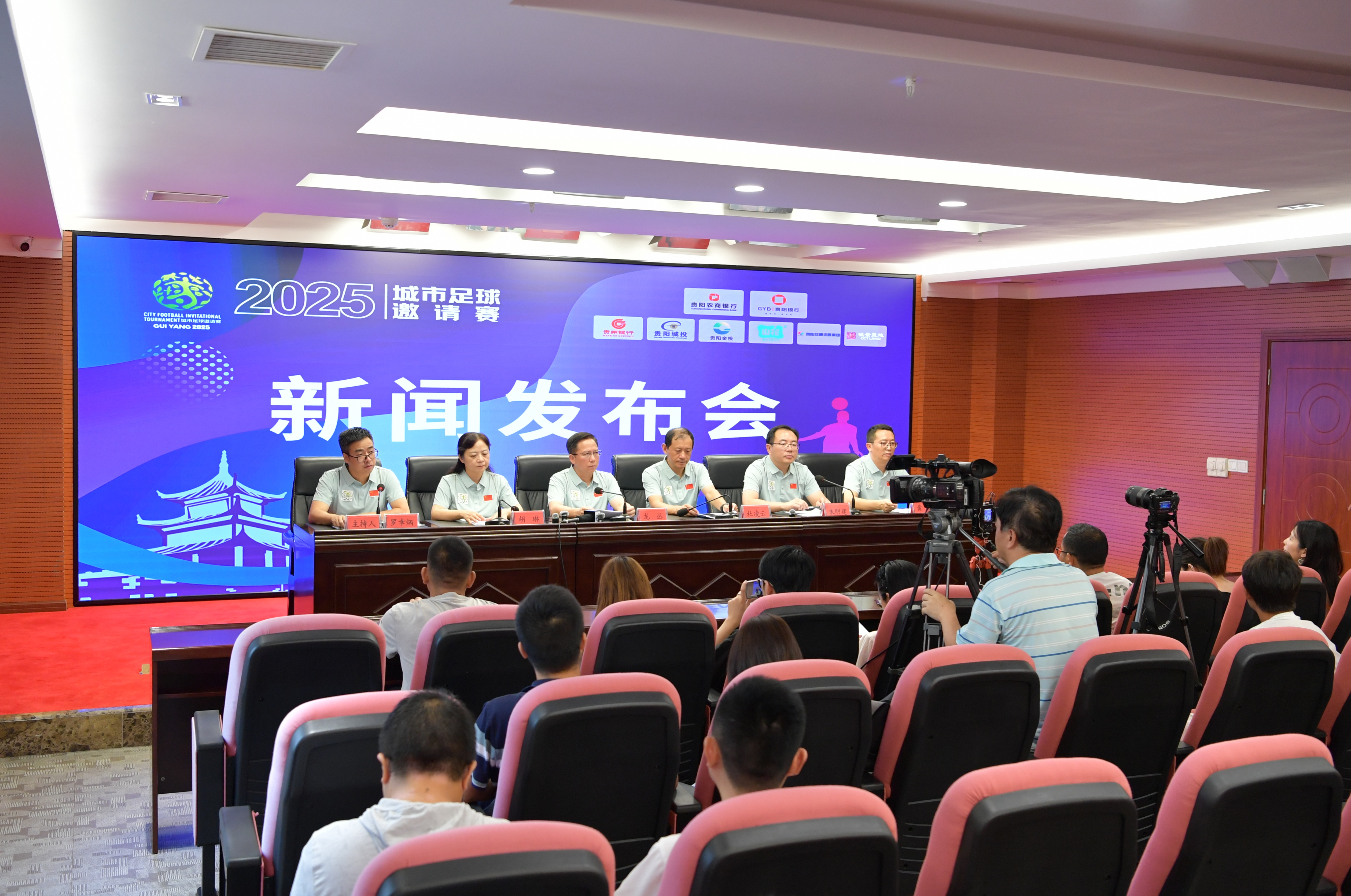 埃雷拉：我2012年时也被耻骨炎困扰，每天都是不同的不适感（埃雷拉：2012年我也遭耻骨炎折磨，每天的不适各不相同）