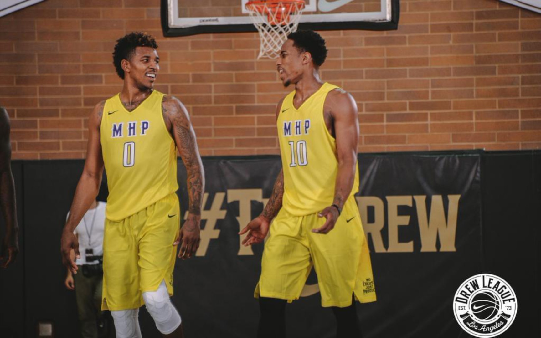 卡卢卢：我在场上始终为球队付出，我们在防守端仍有提升空间（卡卢卢：始终为球队拼尽全力，防守端仍有进步空间）